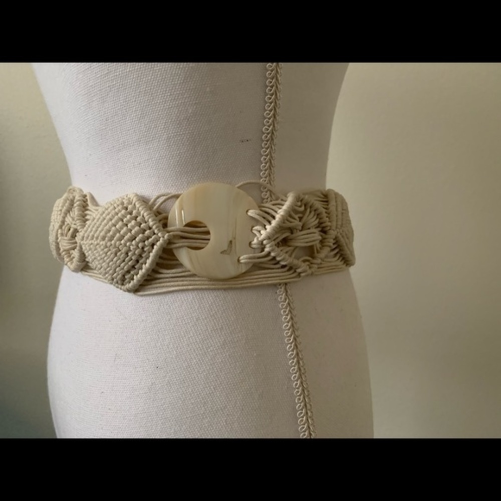 Handcrafted Elegant Cream Macramé Belt